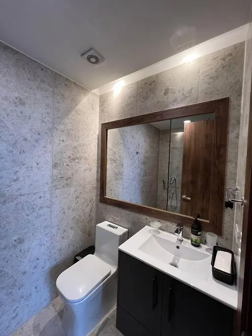 Moderna Suite Sector La Carolina Quito 0*,