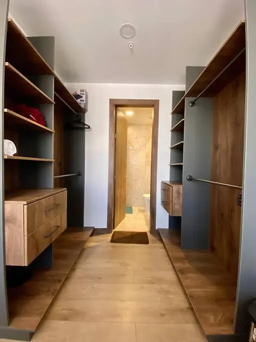 Moderna Suite Sector La Carolina Quito Lägenhet